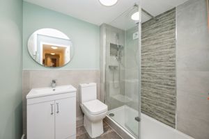 SHOWER ROOM- click for photo gallery